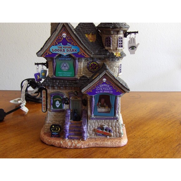 Lemax Spooky Town Halloween Village The Future Looks Dark 25857 Serena Tested - Picture 7 of 16